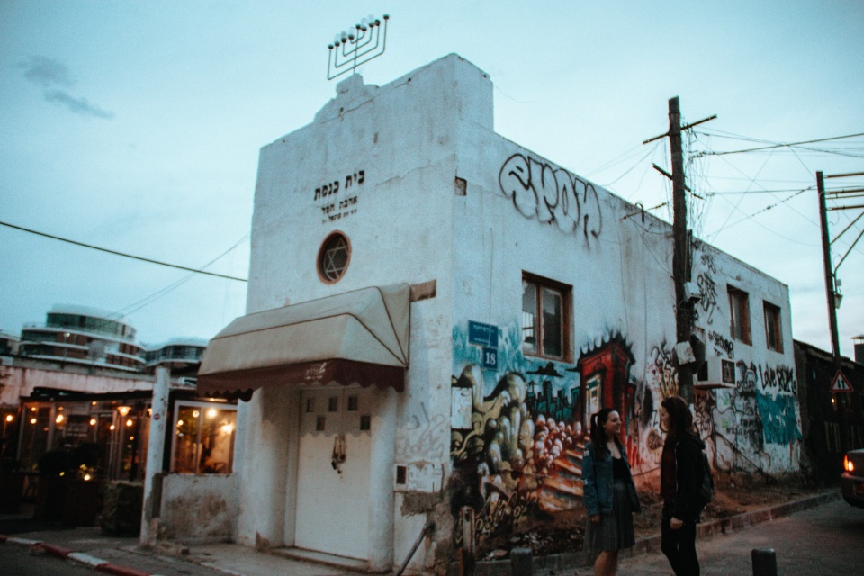 Tel aviv